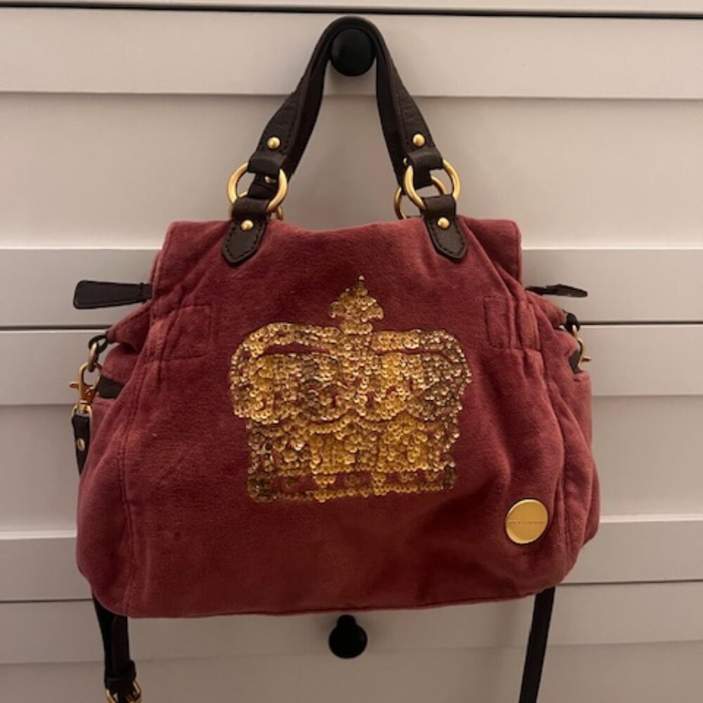 Juciy Couture Small Pink Purse with Crossbobody Strap